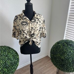 Edgy Skull Print Women's Crop Top